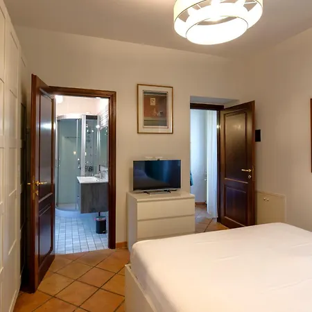 Colosseum Cozy Nest Апартаменты *